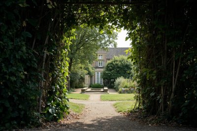 AI-generated travel thumbnail for Peuvillers