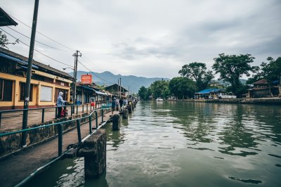 AI-generated travel thumbnail for Phôngsali