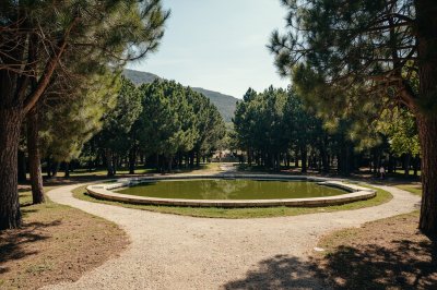 AI-generated travel thumbnail for Pinos Genil
