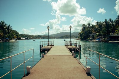 AI-generated travel thumbnail for Pirae