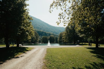 AI-generated travel thumbnail for Pischeldorf