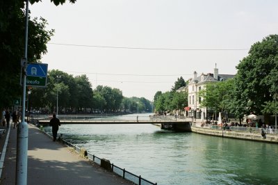 AI-generated travel thumbnail for Pontpoint
