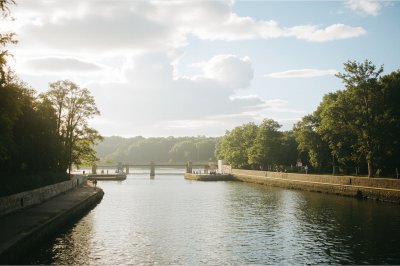AI-generated travel thumbnail for Préchac