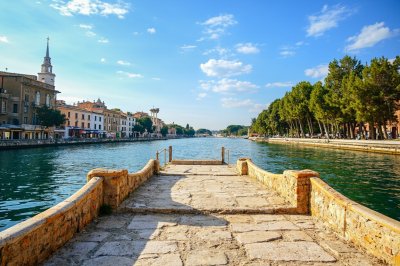 AI-generated travel thumbnail for Presicce