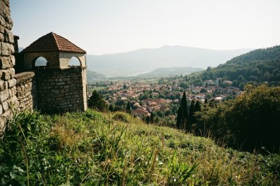 AI-generated travel thumbnail for Provincia di Udine
