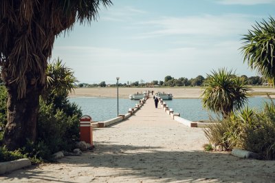 AI-generated travel thumbnail for Provincia Poopó