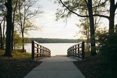 AI-generated travel thumbnail for Putnam County