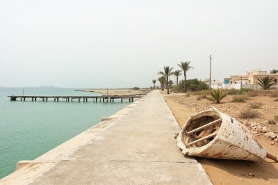 AI-generated travel thumbnail for Qalansīyah