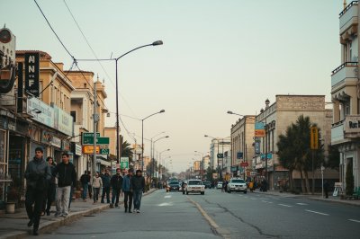 AI-generated travel thumbnail for Qarshi