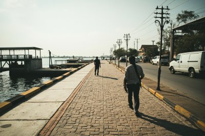 AI-generated travel thumbnail for Quinhámel