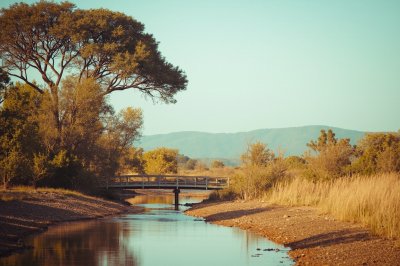 AI-generated travel thumbnail for Quipungo