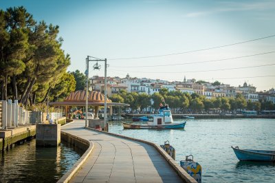 AI-generated travel thumbnail for Rambla La