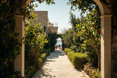 AI-generated travel thumbnail for Ramla