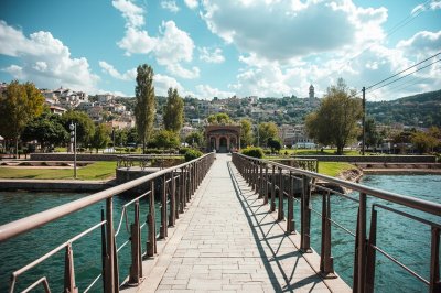 AI-generated travel thumbnail for Rasht