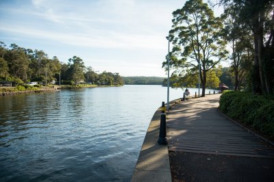 AI-generated travel thumbnail for Redlynch