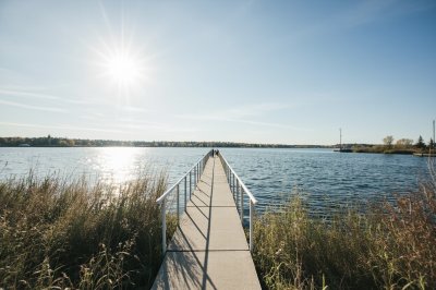 AI-generated travel thumbnail for Regina