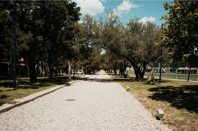 AI-generated travel thumbnail for Reitano