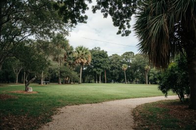 AI-generated travel thumbnail for Richmond Heights