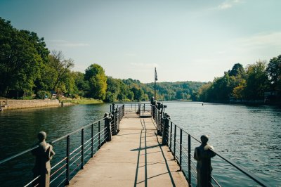AI-generated travel thumbnail for Rixensart