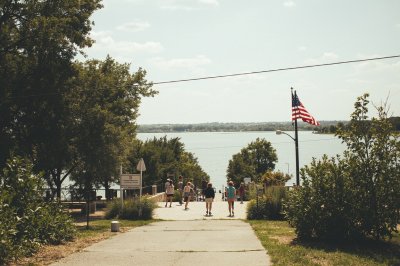 AI-generated travel thumbnail for Roberts County