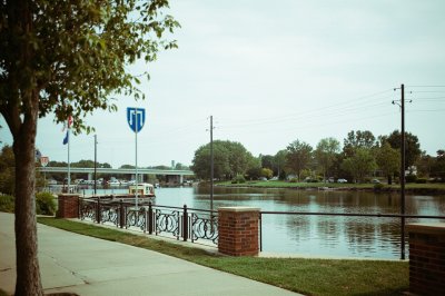 AI-generated travel thumbnail for Rolling Meadows