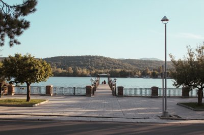 AI-generated travel thumbnail for Rubik