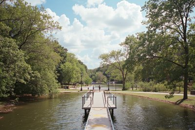 AI-generated travel thumbnail for Russellville