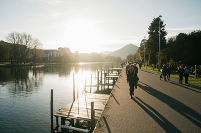 AI-generated travel thumbnail for Rüti / Oberdorf