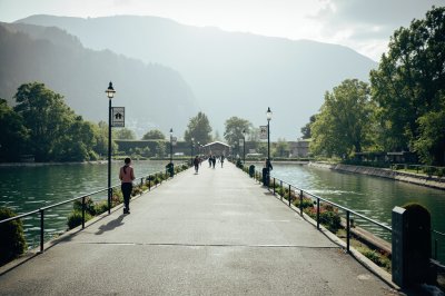 AI-generated travel thumbnail for Saanen