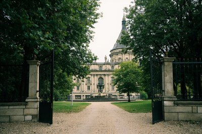 AI-generated travel thumbnail for Saint-Bonnet-le-Château