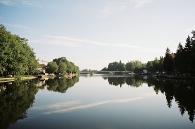 AI-generated travel thumbnail for Saint-Philbert-de-Grand-Lieu