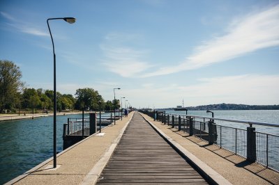 AI-generated travel thumbnail for Saint-Vivien-de-Médoc