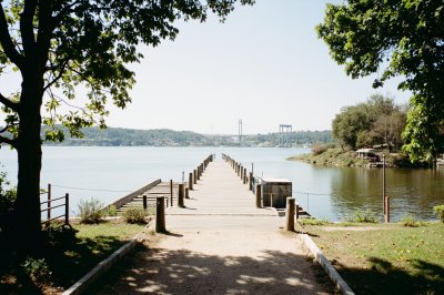 AI-generated travel thumbnail for Samouco