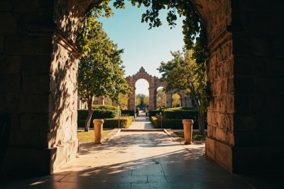 AI-generated travel thumbnail for San Gregorio