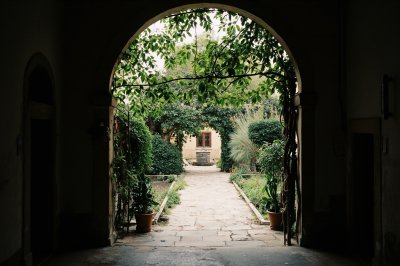 AI-generated travel thumbnail for San Gregorio