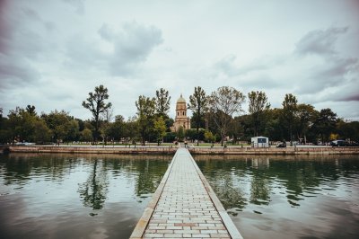 AI-generated travel thumbnail for San Llorente