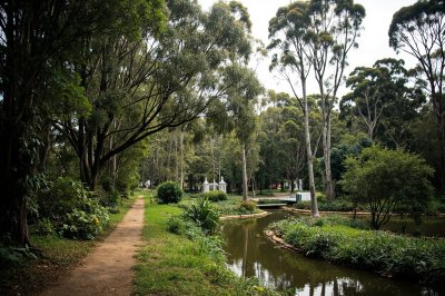 AI-generated travel thumbnail for Sandhurst