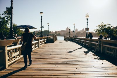 AI-generated travel thumbnail for Santiago de Surco