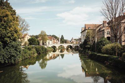 AI-generated travel thumbnail for Sauxillanges
