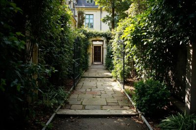 AI-generated travel thumbnail for Savigny-le-Temple