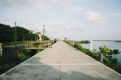 AI-generated travel thumbnail for Sawangan