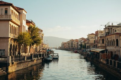 AI-generated travel thumbnail for Şehitkamil