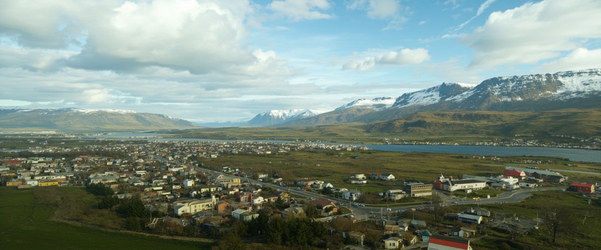 Painterly banner illustration of Selfoss