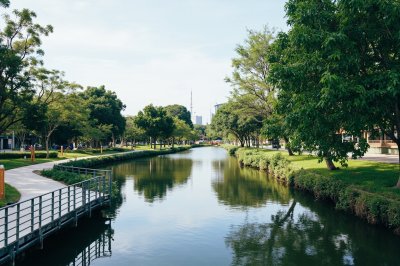 AI-generated travel thumbnail for Sengkang