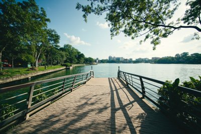 AI-generated travel thumbnail for Serangoon