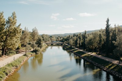 AI-generated travel thumbnail for Seròs