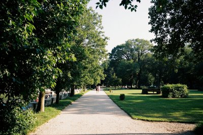 AI-generated travel thumbnail for Serravalle a Po