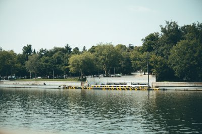 AI-generated travel thumbnail for Sinaballaj