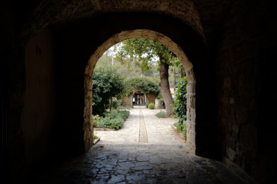 AI-generated travel thumbnail for Solera de Gabaldón
