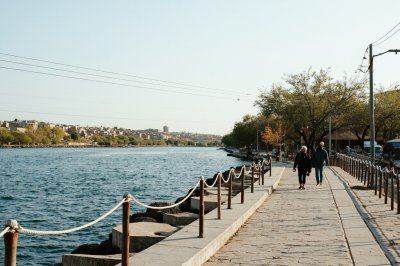 AI-generated travel thumbnail for Souran